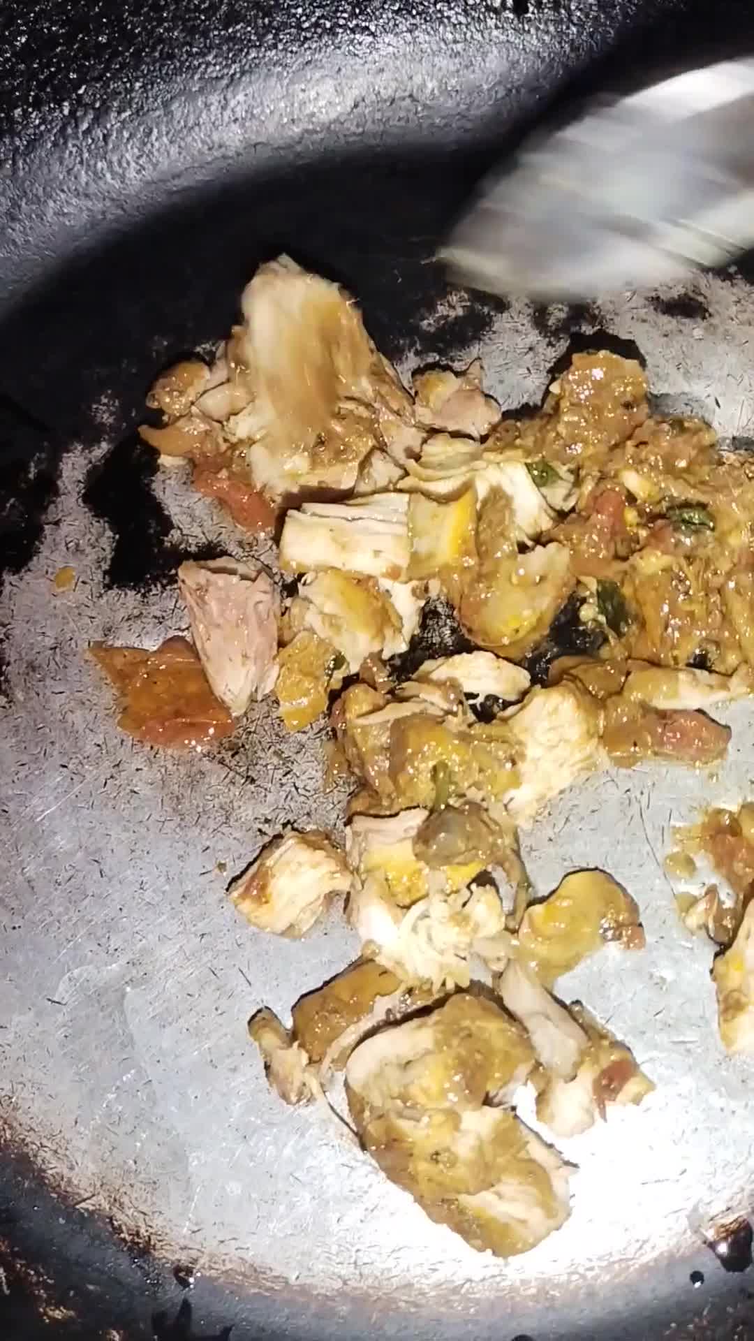 A picture of step 4 of Instant Macaroni with leftover karahi.