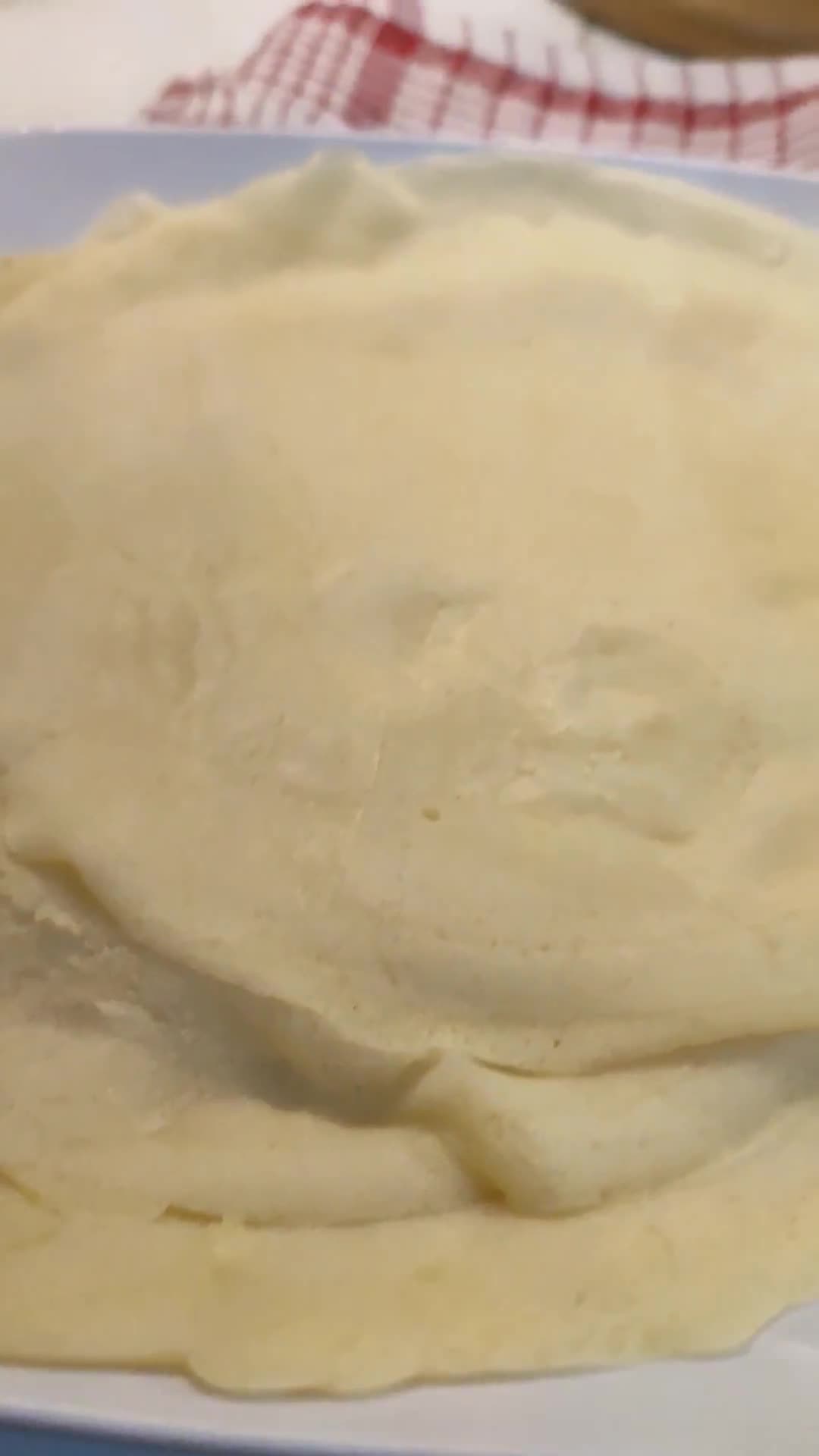 Foto langkah ke 2 dari resep Risol Egg Mayo.