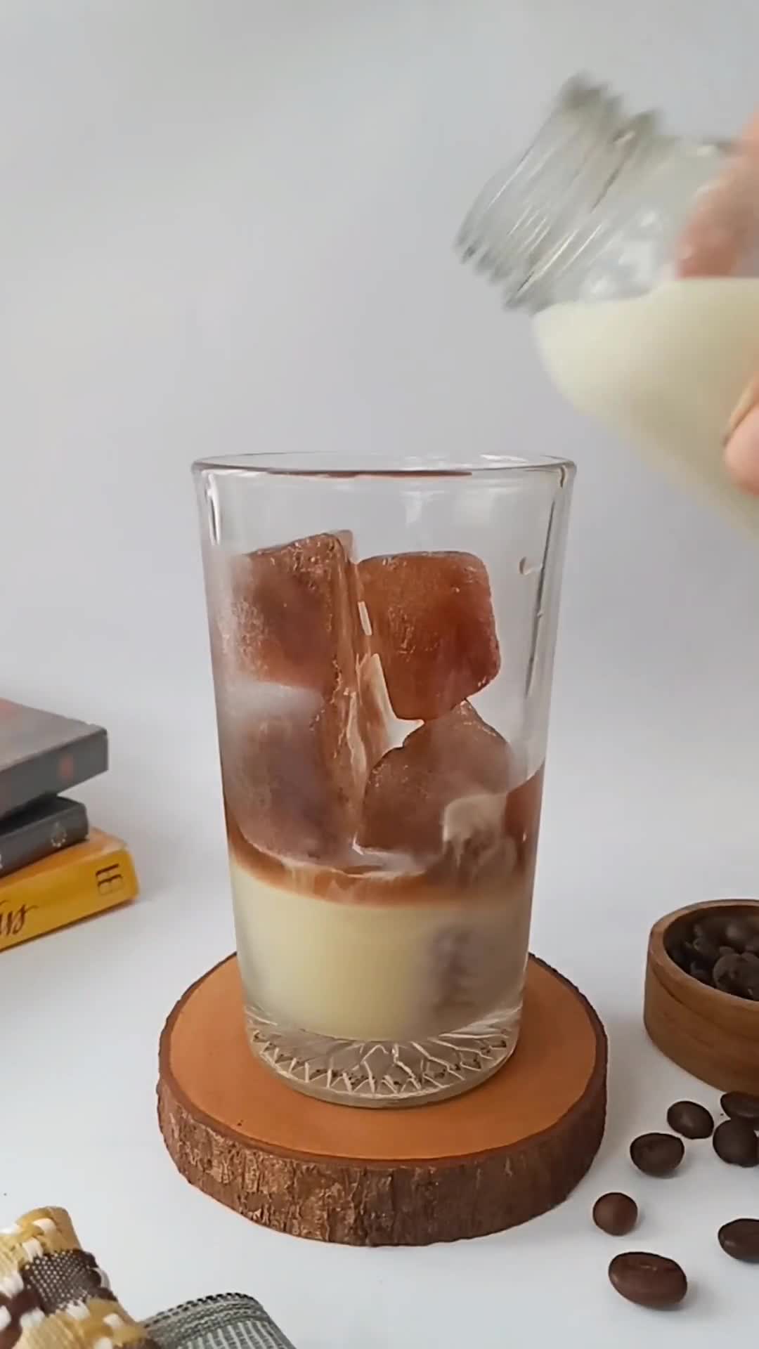Foto langkah ke 3 dari resep Es Kopi Susu Jepang (Aisukōhī).