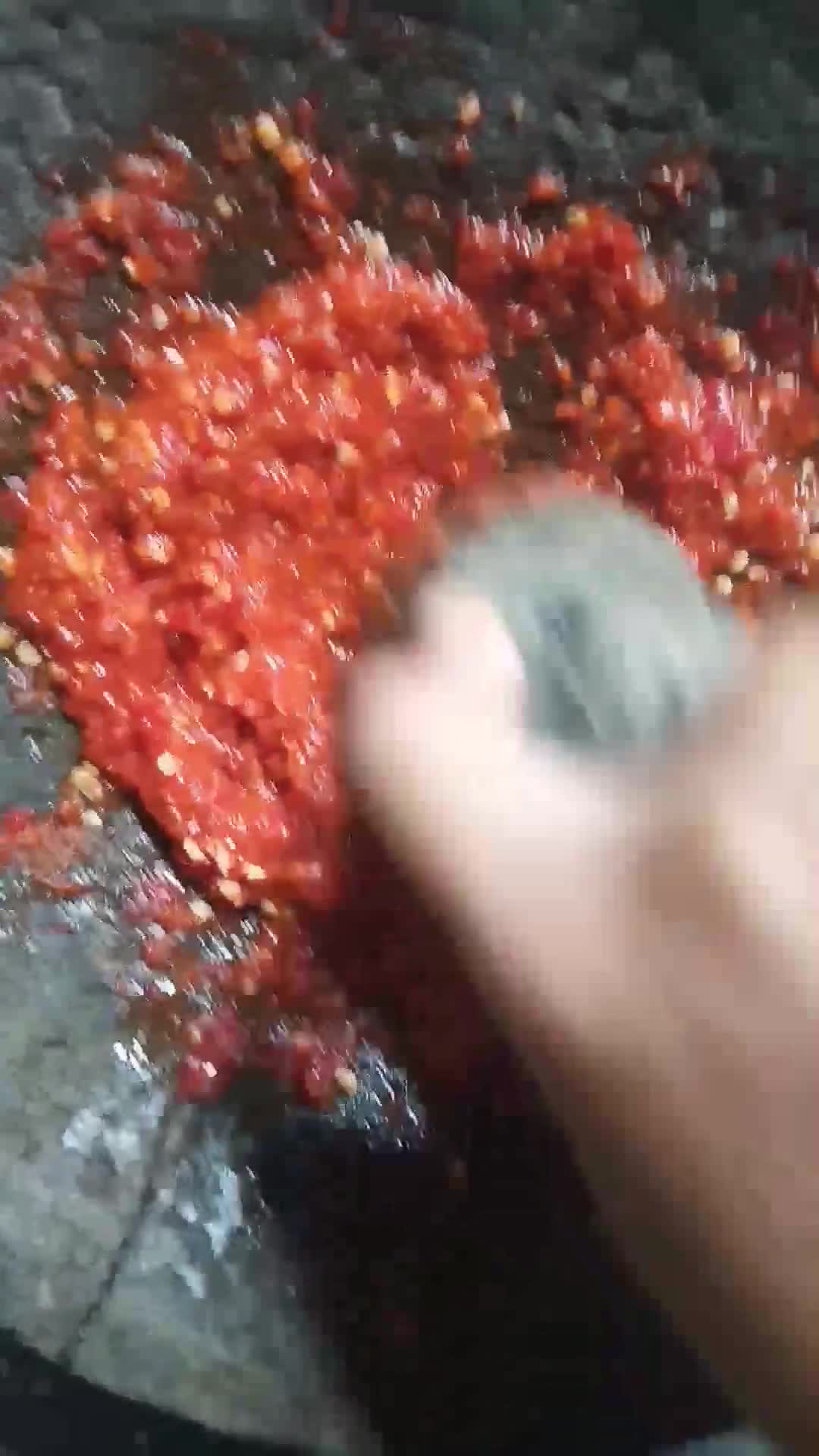 Foto langkah ke 2 dari resep Balado Telur Ceplok.