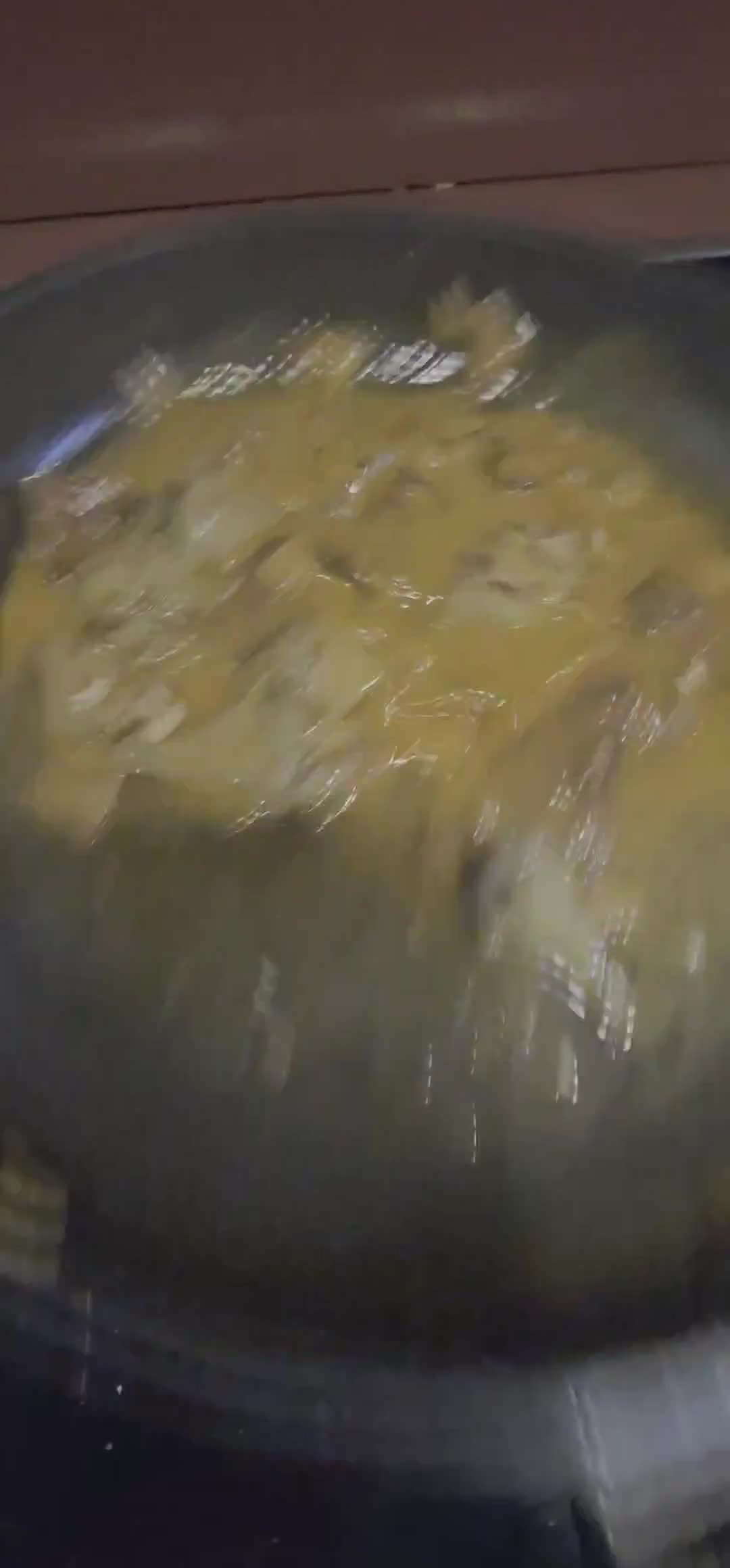 Foto del paso 4 de la receta: Spaghetti con pil pil de almejas