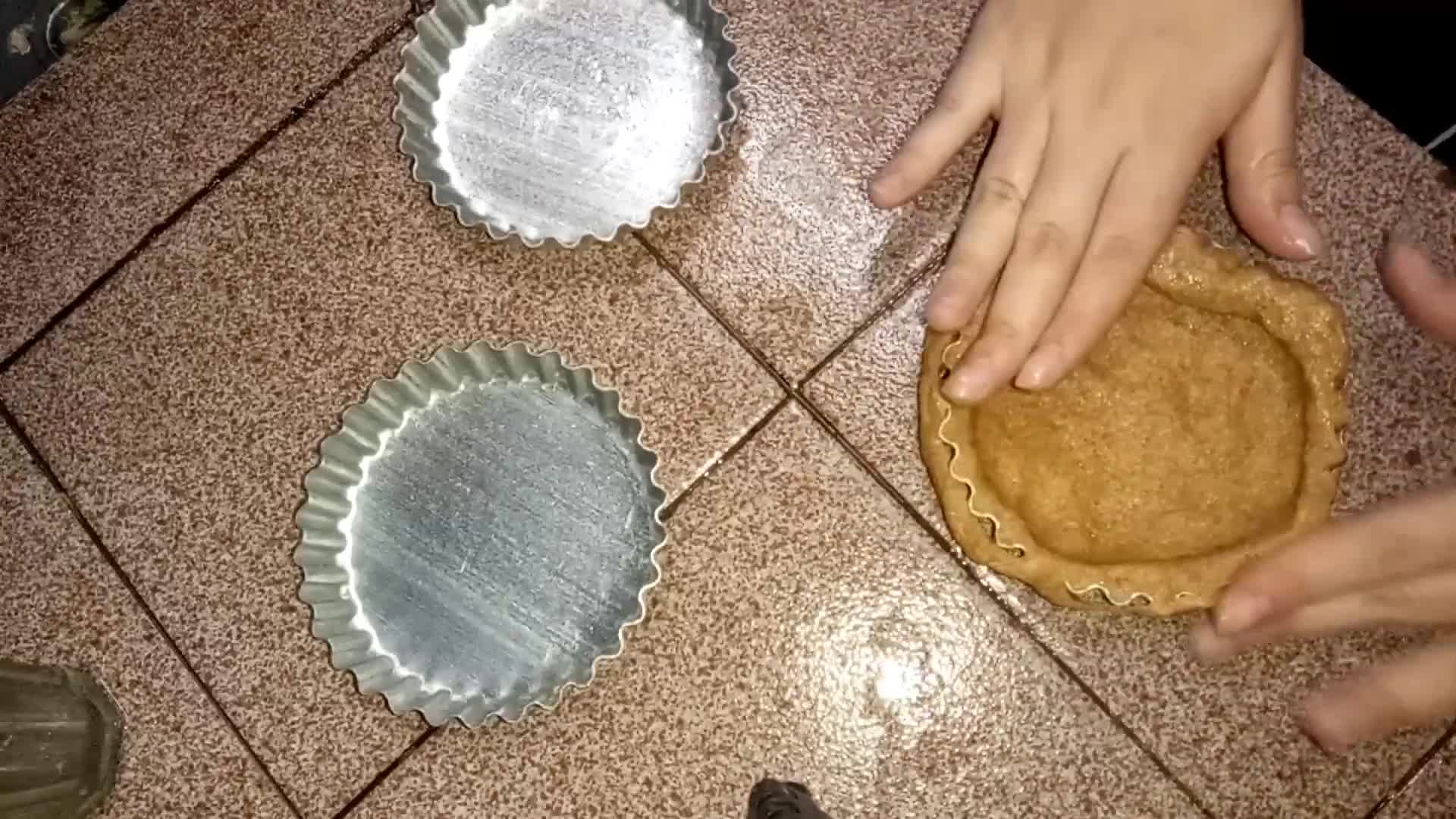 Foto del paso 4 de la receta: Tarta integral de dulce de leche y coco