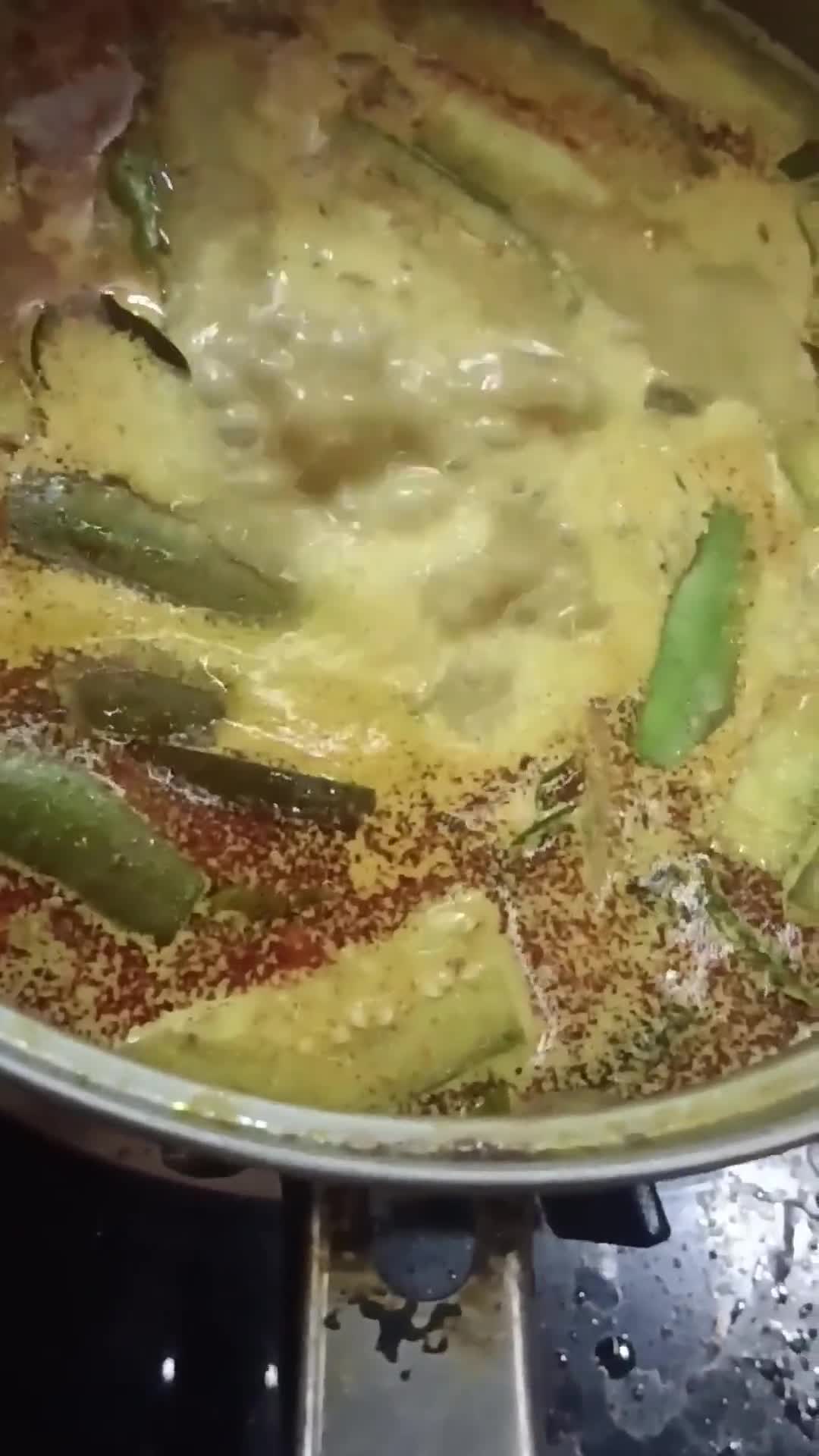 Gambar langkah 2 resipi 11:9:24 - Mee Kari kerang dan kacang panjang.
