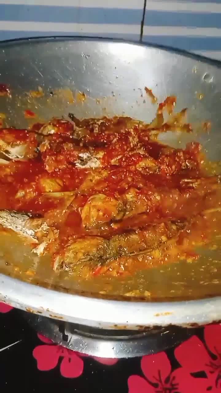 Foto langkah ke 5 dari resep Sambal ikan kembung.