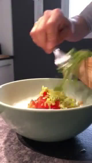 Foto del paso 3 de la receta: Tomato Raita 🍅