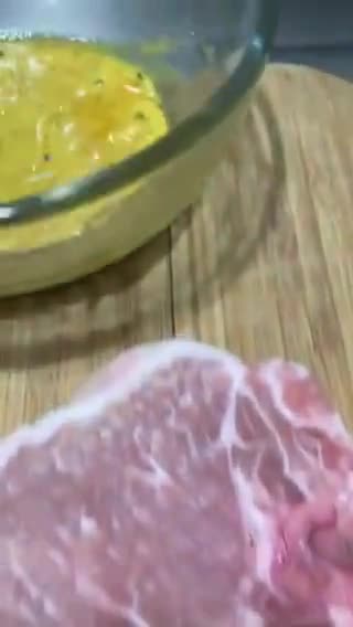 Foto del paso 1 de la receta: Puerco 🐷 a la mostaza con ajo