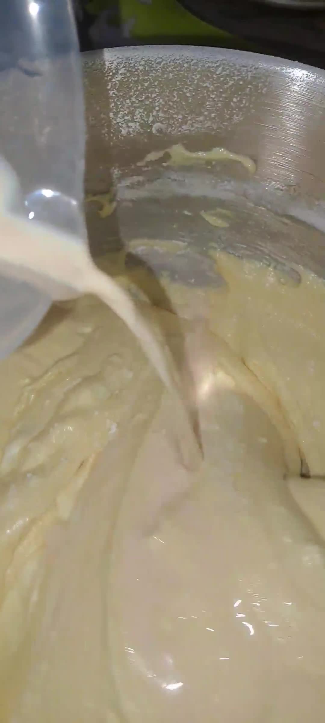 Foto langkah ke 3 dari resep Butter Cake Meises.