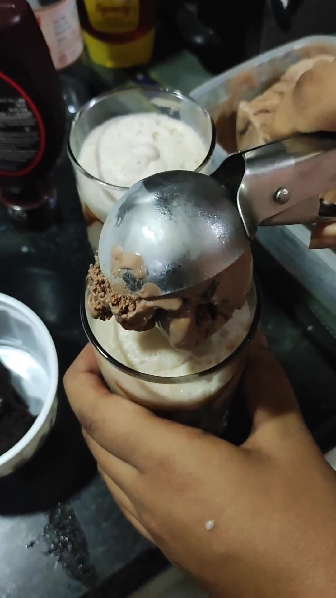 हर्षे कोल्ड कॉफ़ी रेसिपी चरण 5 फोटो