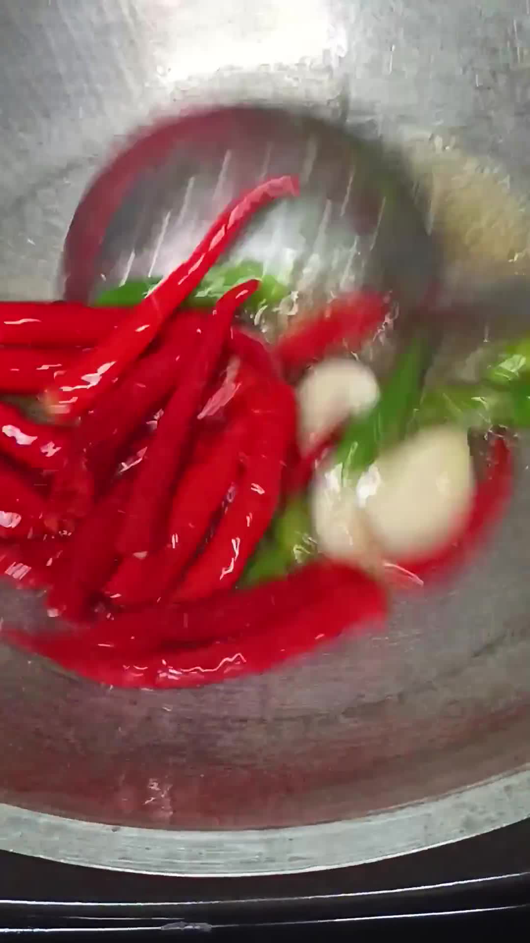 Foto langkah ke 2 dari resep Terong Pecak.