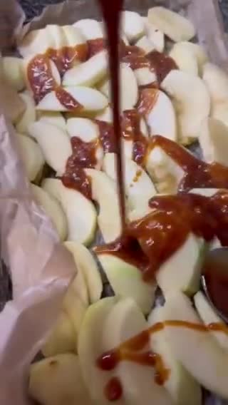 Karamellás-almás kavart recept fázis 2 fotója