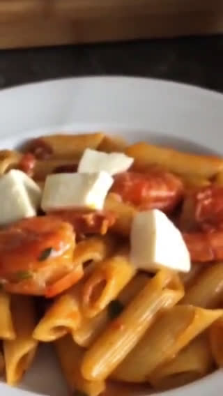 Foto langkah ke 3 dari resep Pasta Penne Udang super gampang & cepat. Seperti numis sayur!.