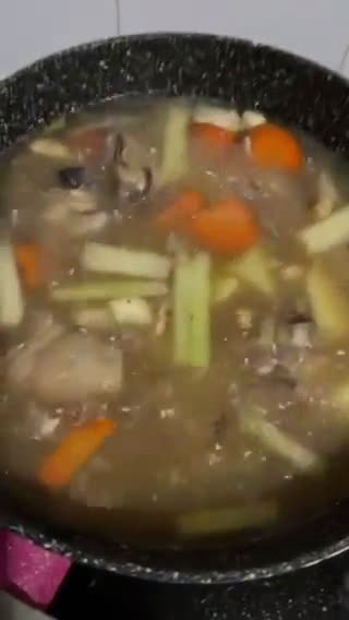 Foto langkah ke 5 dari resep Sup Ayam.
