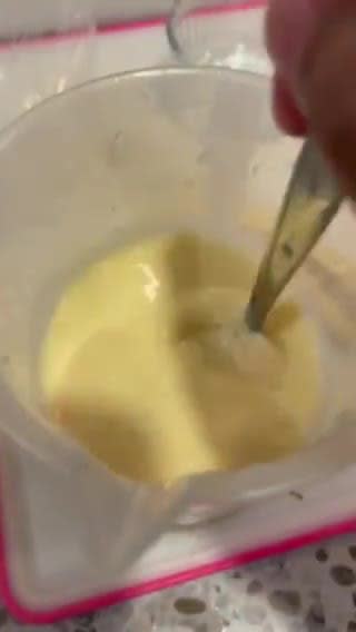 Foto langkah ke 3 dari resep Banana roll bread pudding.