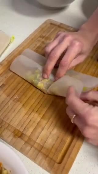 Foto del paso 6 de la receta: Rollitos primavera de repollo en airfryer