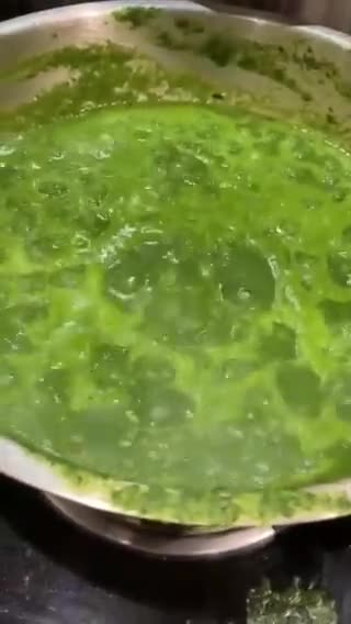 ढाबा स्टाइल पालक करी (Dhaba style palak curry recipe in hindi) रेसिपी चरण 5 फोटो