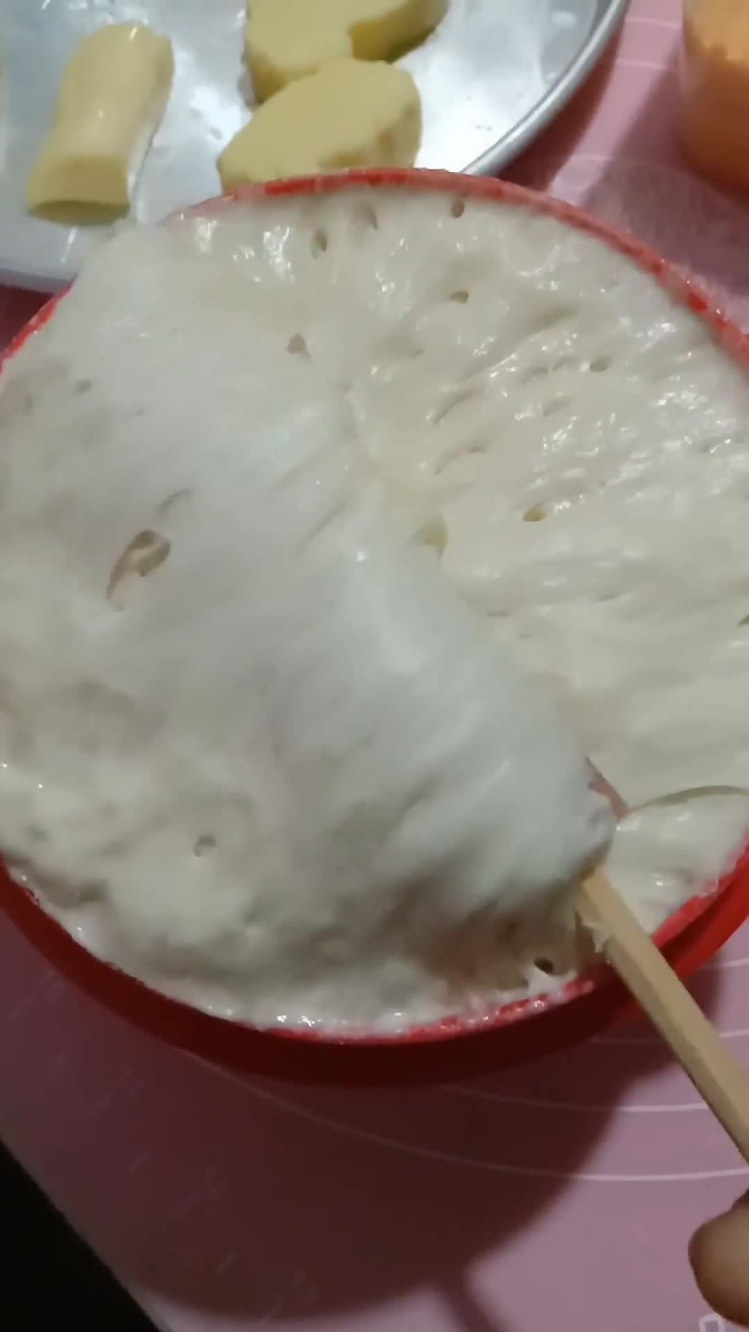 Foto langkah ke 5 dari resep Corndog Mozzarella Sossis.