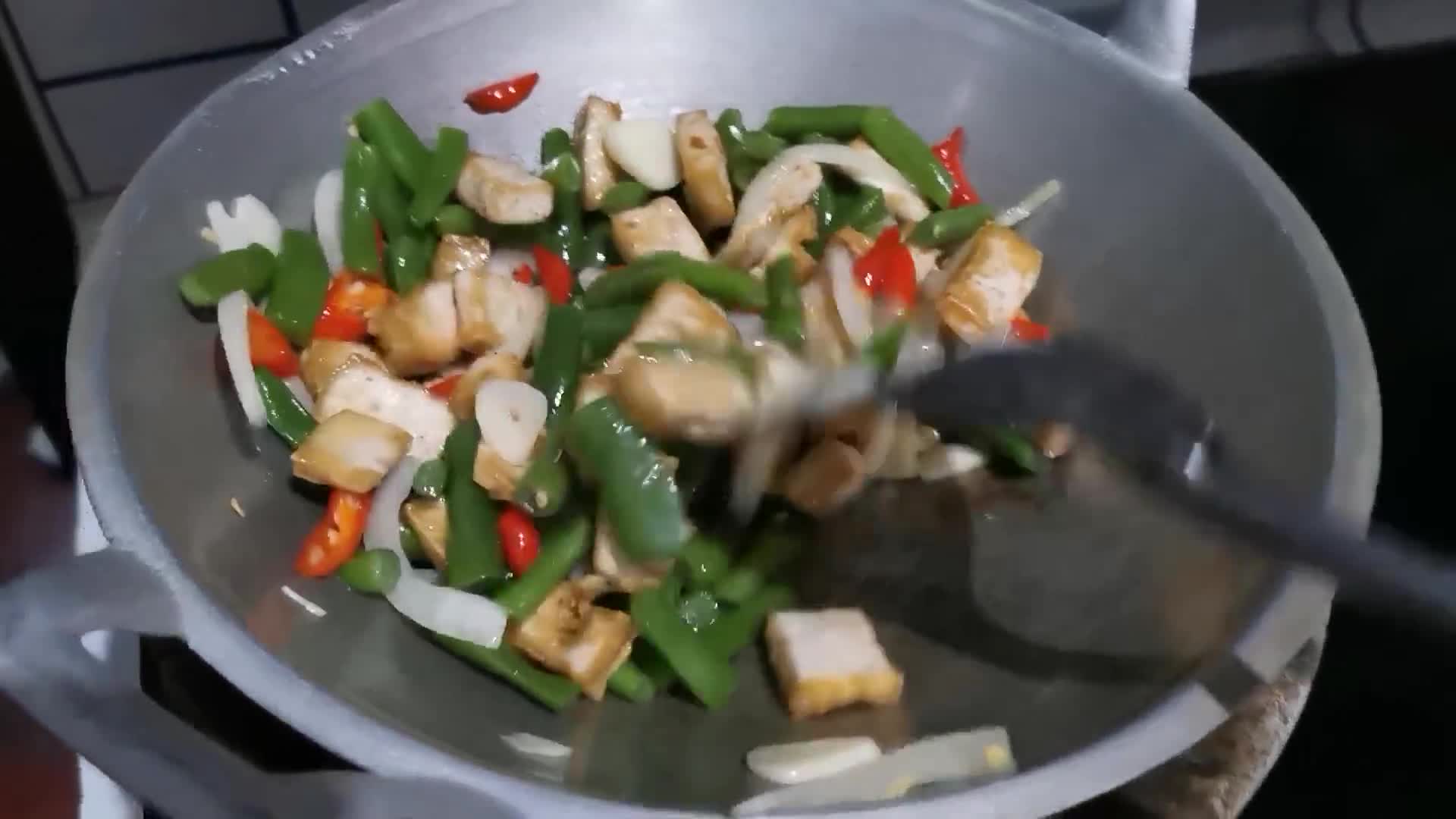 Foto langkah ke 5 dari resep Tahu Buncis Teriyaki ala Subi 😍.