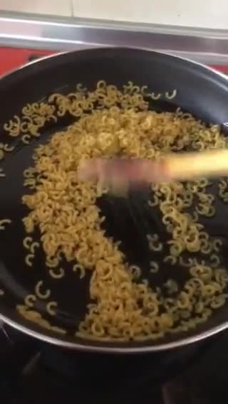 Foto del paso 12 de la receta: Fideuá de marisco