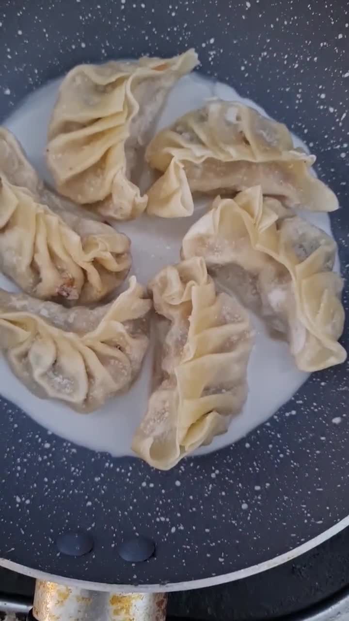 Foto langkah ke 9 dari resep Gyoza Ayam.