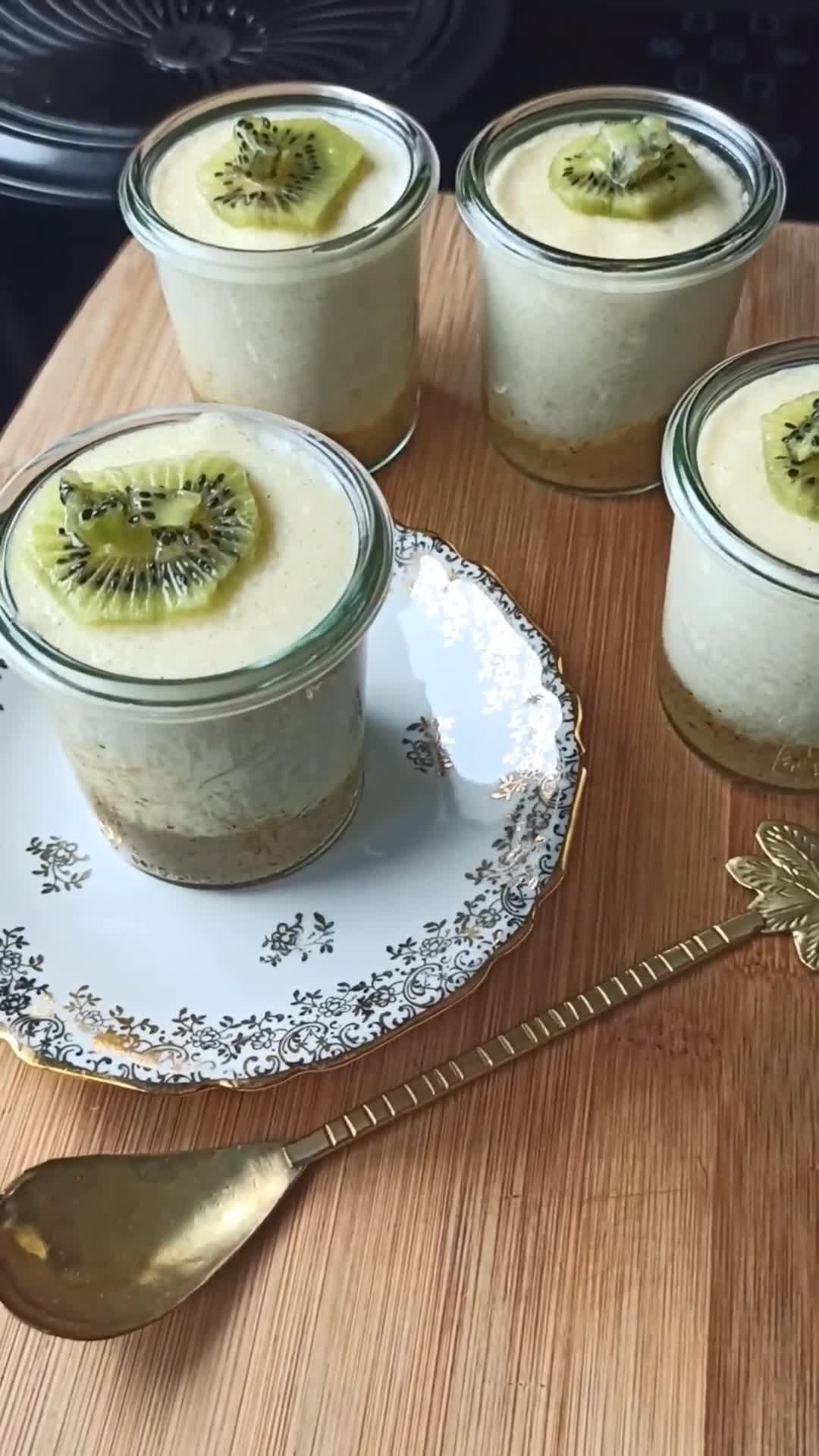 Une image de l'étape 2 de Semoule au lait et kiwis 🥝.