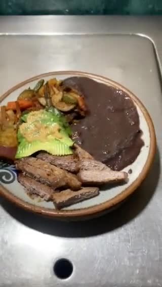 Foto del paso 9 de la receta: Filete 🥩 de res corte fino New York 🗽
