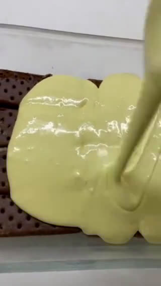 صورة لخطوة 2 من وصفة حلى ايسكريم الساندوتش بالجلكسي 😋😍