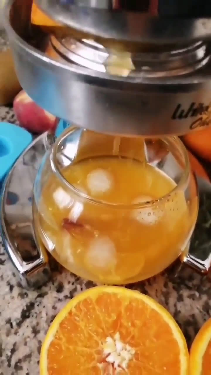 Une image de l'étape 2 de Jus d'orange cannelle miel du maquis de sartene🍯.
