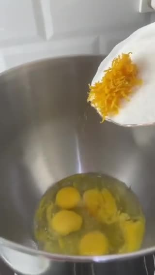 صورة لخطوة 2 من وصفة كيكه عاديه