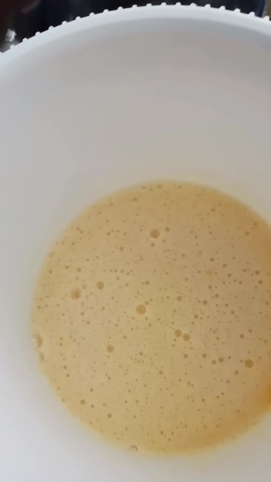 Foto langkah ke 2 dari resep Dorayaki Nutella Homemade.