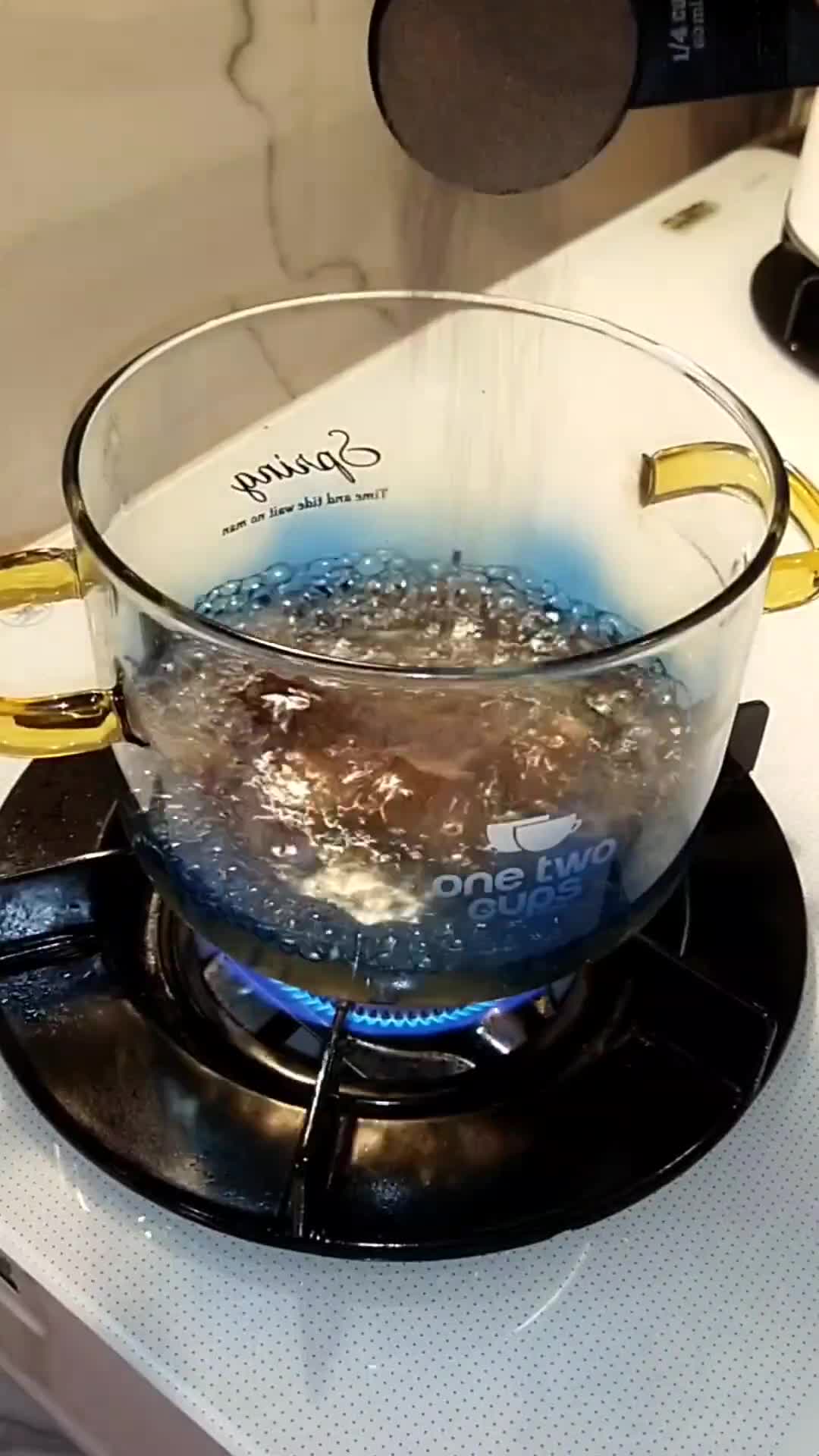 Foto langkah ke 3 dari resep Coklat Panas jahe kayu manis.