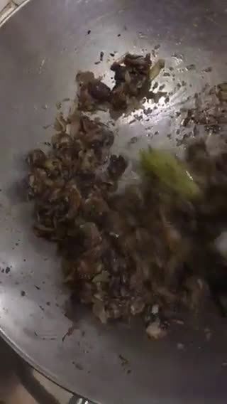 Foto langkah ke 5 dari resep Tumis Kerang Dara.