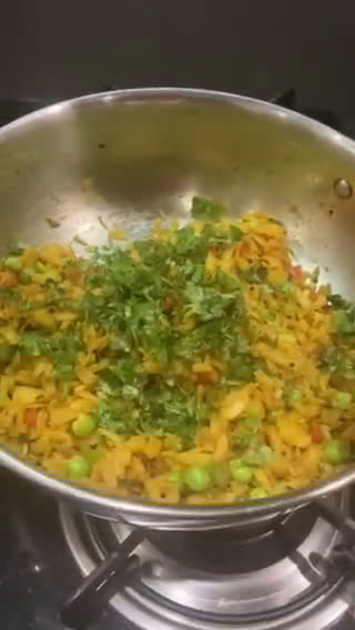 बसंती पोहा (basanti poha recipe in Hindi) रेसिपी चरण 5 फोटो