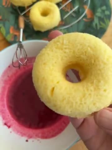 Foto del paso 2 de la receta: Donuts de primavera (en microondas)