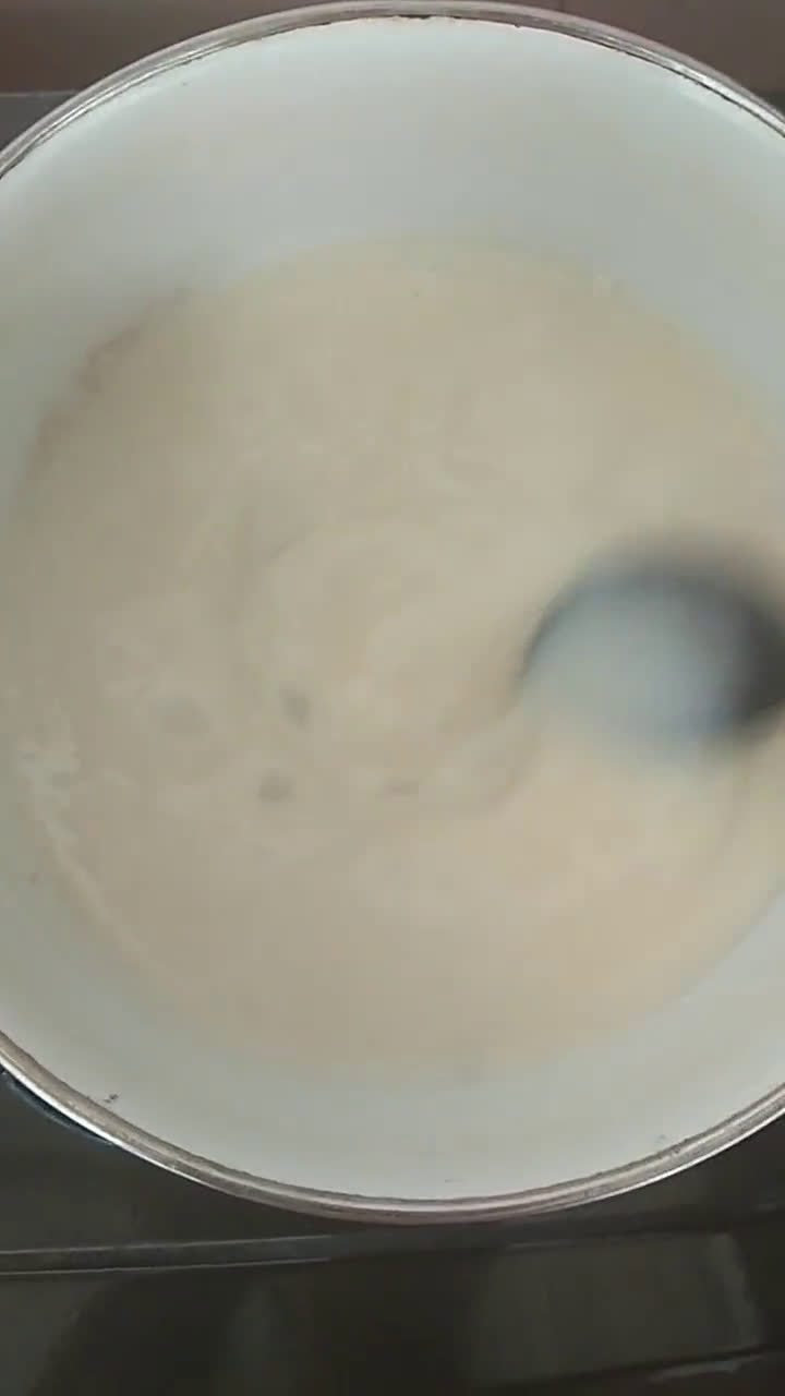 Foto langkah ke 4 dari resep Puding Tempe Cokelat Saus Vanilla.