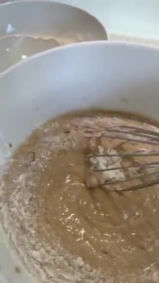 Foto del paso 6 de la receta: Bundt cake de dulce de leche