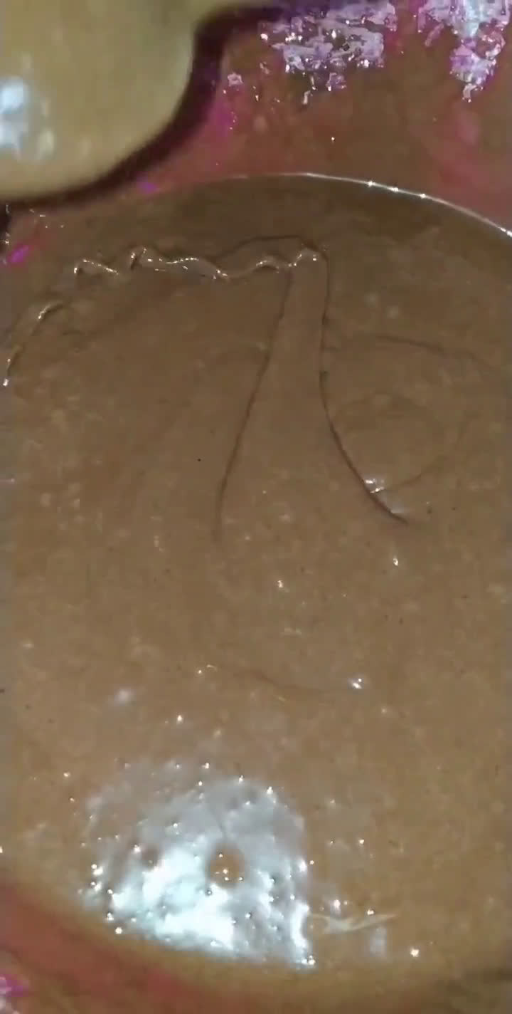 A picture of step 6 of Spongy and moist chocolate cake.