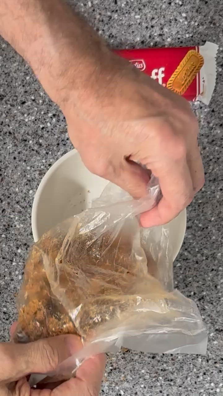 Foto del passaggio 4 della ricetta Mousse al Dulche de Leche e Biscoff
