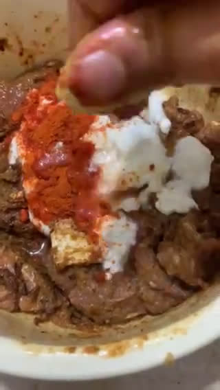 A picture of step 2 of Tawa Beef behari boti.