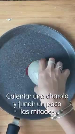 Foto del paso 7 de la receta: Huevos de Pascua rellenos Oreo