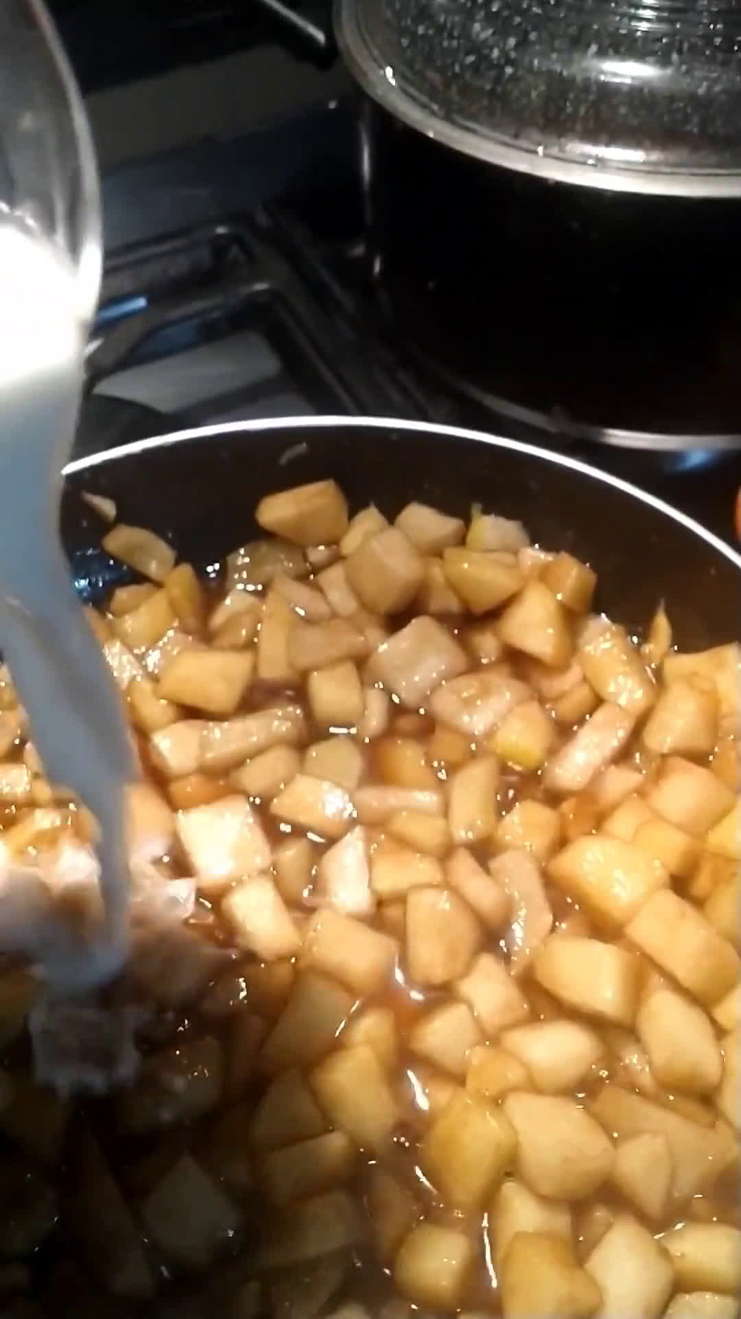 Foto del paso 4 de la receta: Pan francés con compota de manzana canela