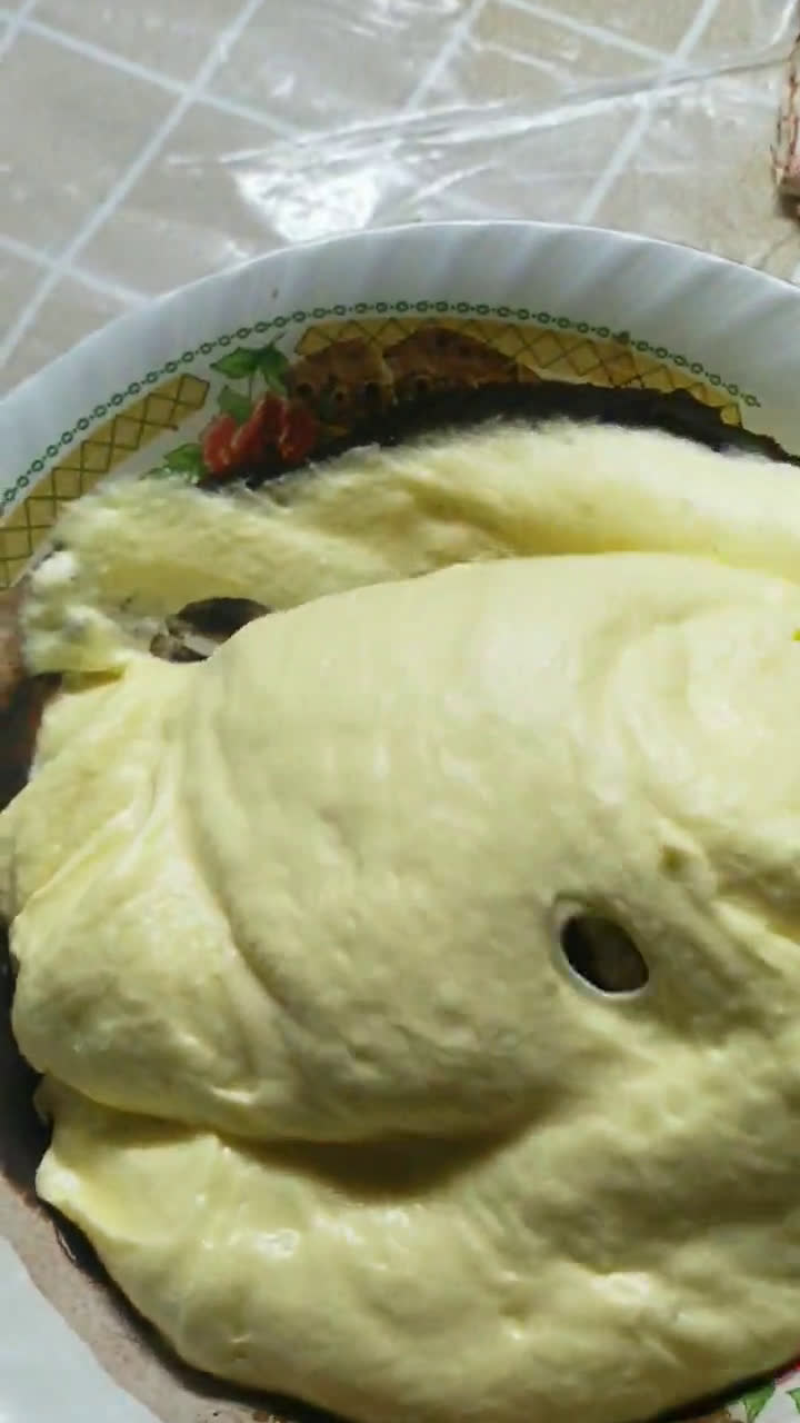 Foto langkah ke 5 dari resep Marmer Cake Law Thomas.
