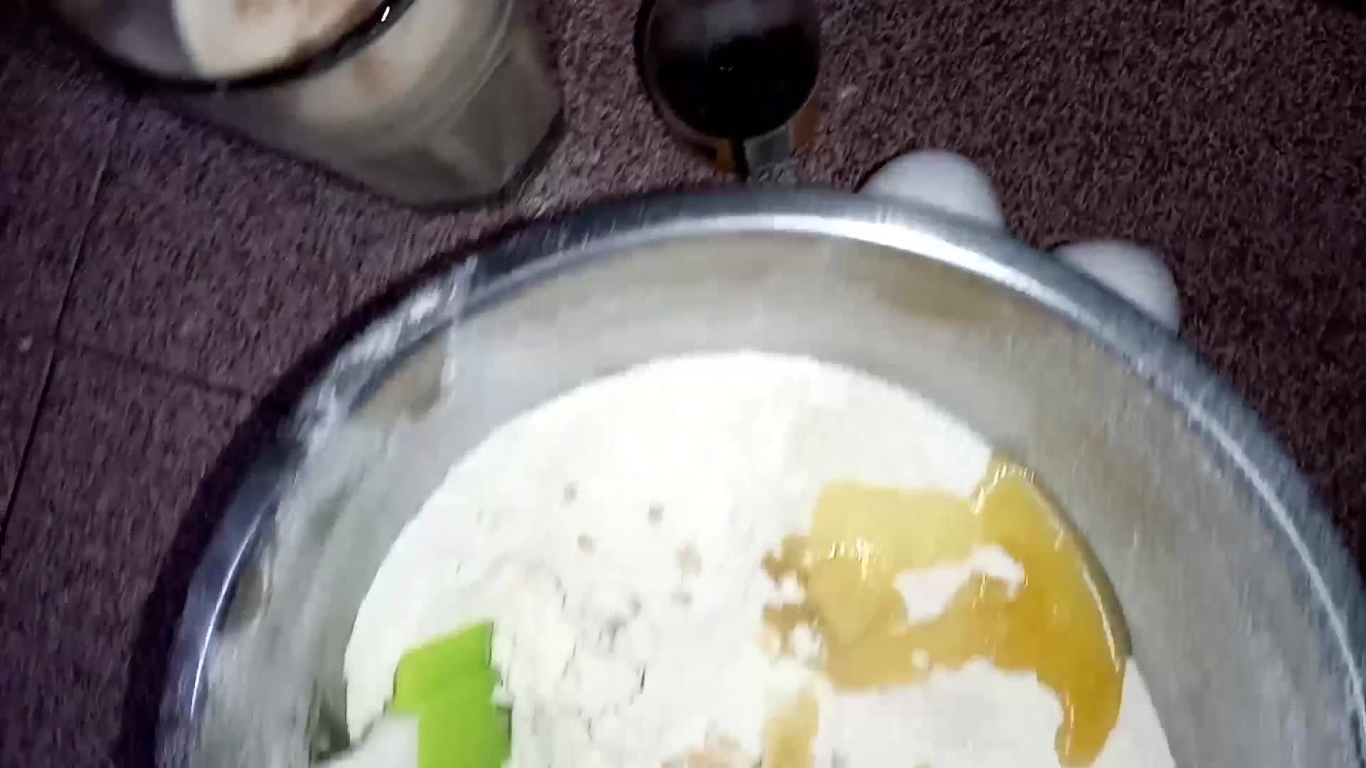 Foto del paso 2 de la receta: Pancitos dulces con membrillo