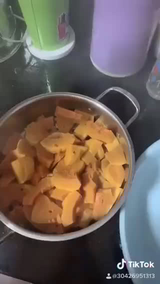 Hình bước làm 1 của món Bánh nếp bí đỏ