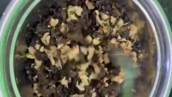 Gambar langkah 5 resipi Sawi Kai Choy Bakar Bungkus 3 Rasa (Udang, Ayam & Black Fungus).
