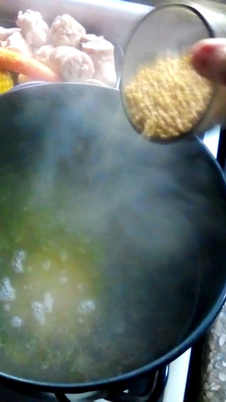 Foto del paso 4 de la receta: Pucherito y sopa 🍠🌽🐥╮(＾▽＾)╭🍵