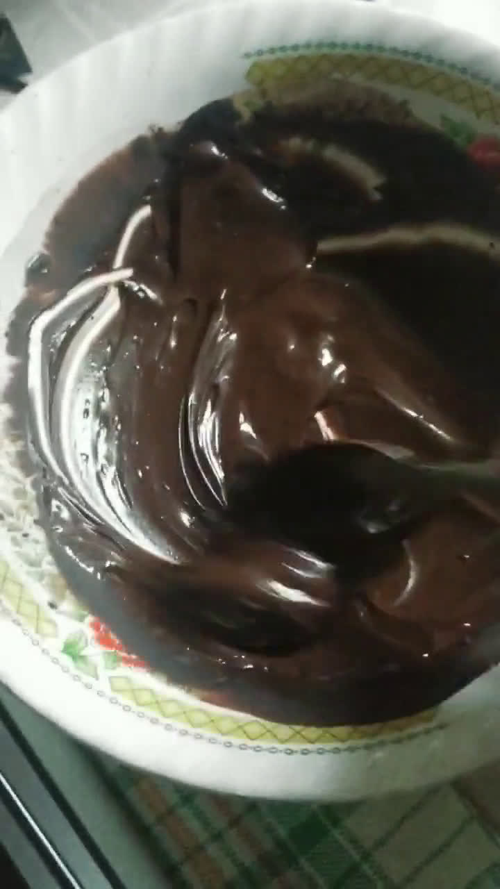 Foto langkah ke 4 dari resep Marmer Cake Law Thomas.
