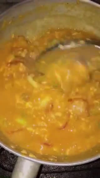 Foto langkah ke 4 dari resep Seblak kerupuk pelangi kuah pedas kental.