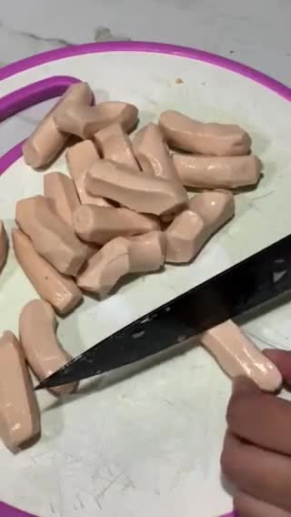 Foto langkah ke 3 dari resep Sosis saus asam manis.