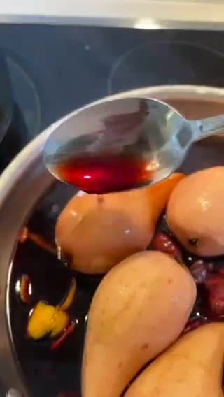 Foto del paso 3 de la receta: Peras al vino y especias