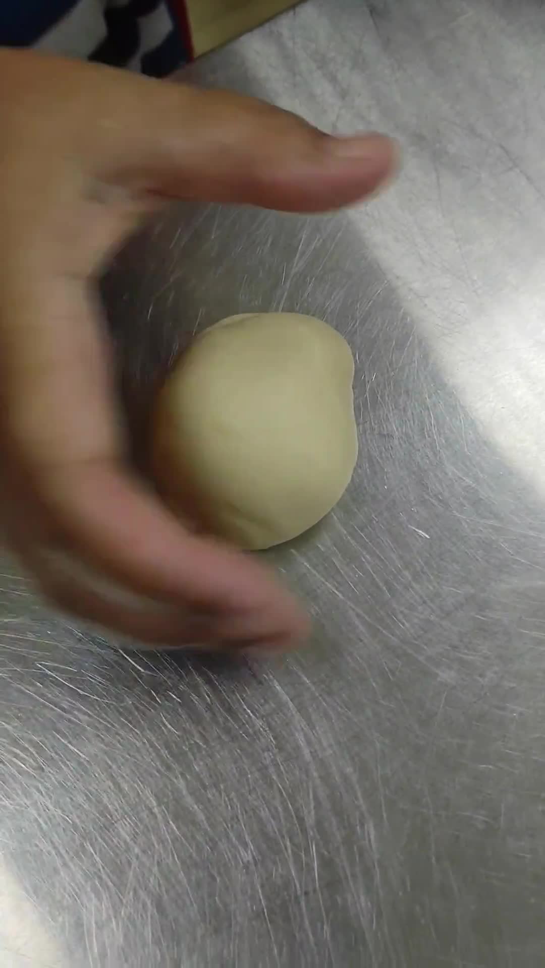 Gambar langkah 5 resipi Bomboloni Coklat.